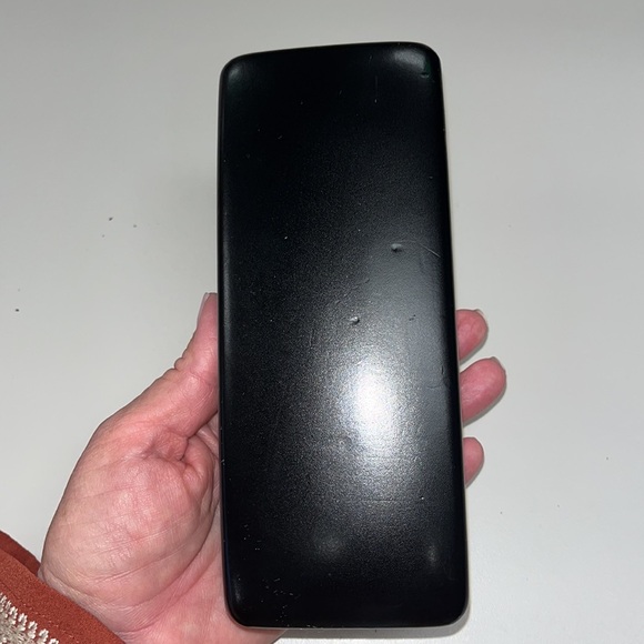 Ralph Lauren thick styled hard eyewear case with new cleaning cloth, size large - Picture 4 of 7